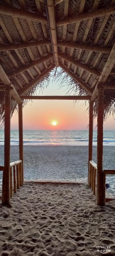 The Meraki Beach Resort Гокарна Екстер'єр фото